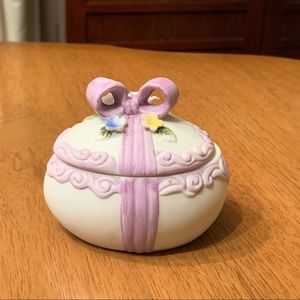 Lefton Easter Egg Trinket Box